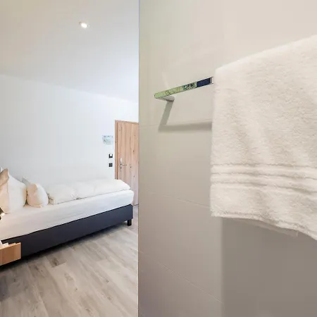 Hotel Wisonbrona *